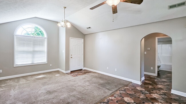 Building Photo - 14968 Cambridge Ln