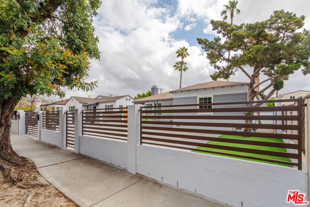 Foto principal - 6240 Carpenter Ave