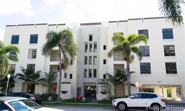 Building Photo - 26 Santillane Ave