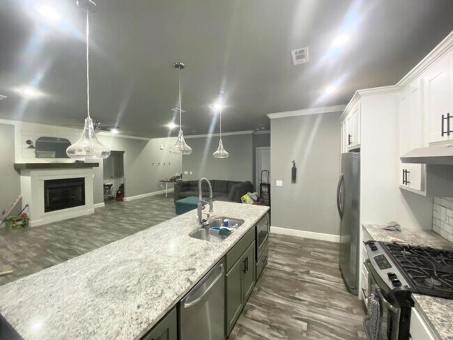 Foto del edificio - 117 E Glendale Ln