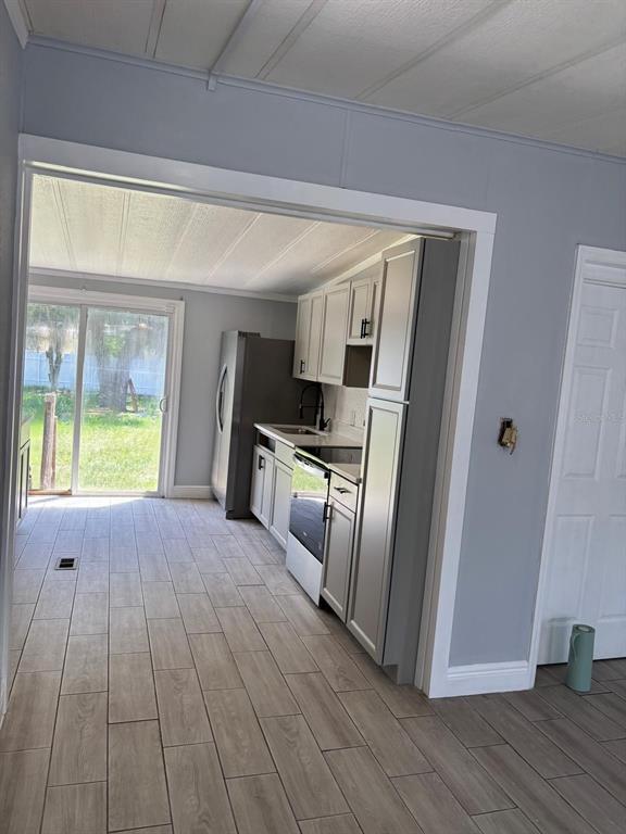 Building Photo - 4940 Spiral Way