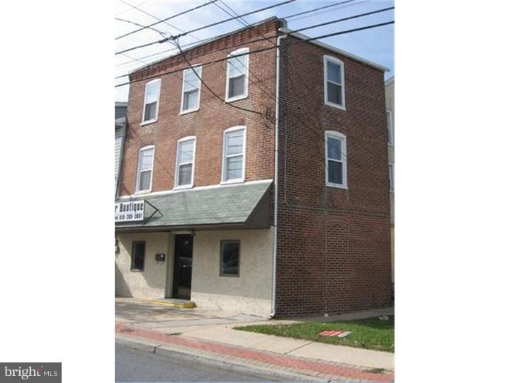 121 W Lancaster Ave, Downingtown, PA 19335 Townhouse for Rent in