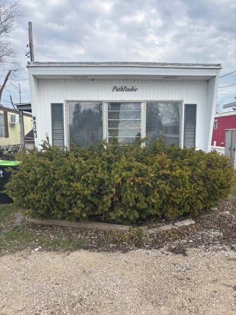 Building Photo - 6384 Oakwood Dr