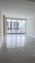 Building Photo - 1717 N Bayshore Dr