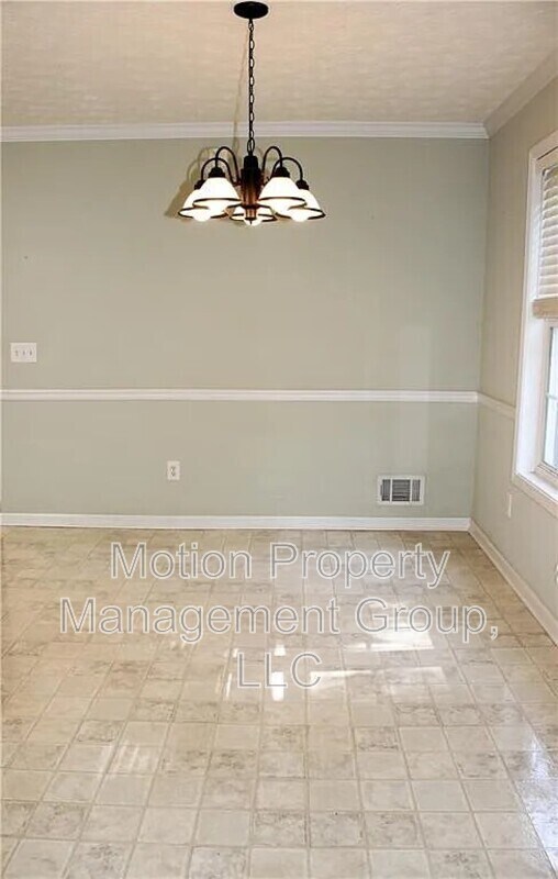 Foto del edificio - 861 Windward Rd