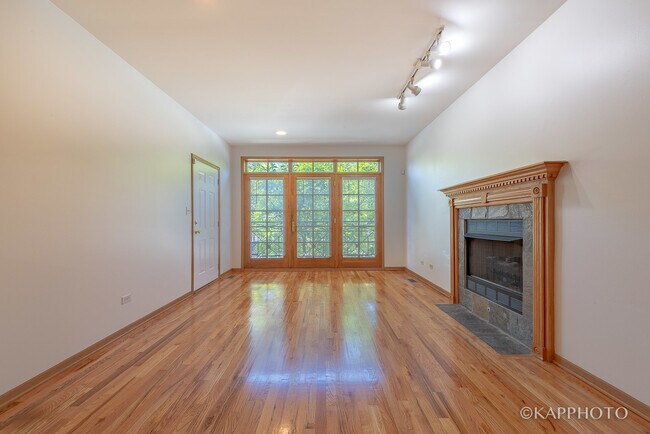 Building Photo - 333 S Leavitt St