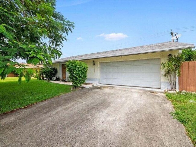 Foto del edificio - 6088 Plains Dr