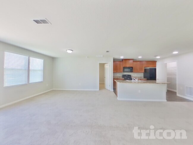 Building Photo - 2210 Pebble Point Dr