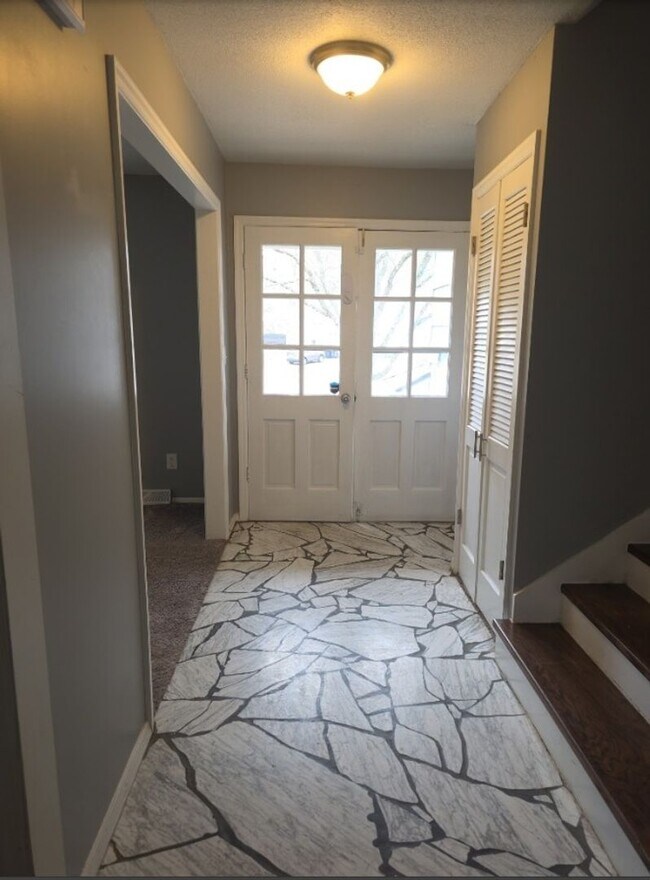 Building Photo - Coming Soon-Beautiful 4bedroom 2.5 bath