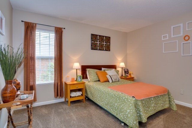 Foto del edificio - 4740 Savannah Ln