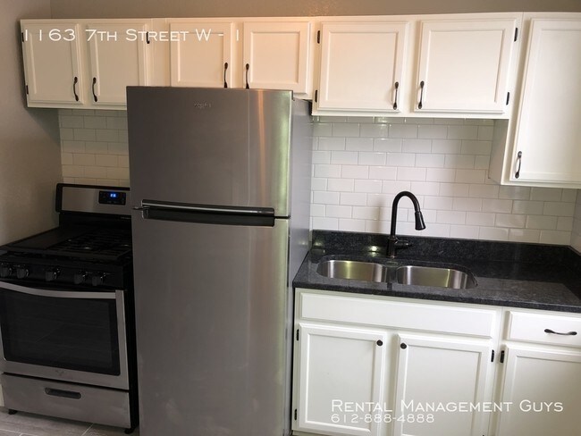 Foto del edificio - Beautifully Rehabbed Studio Apartment