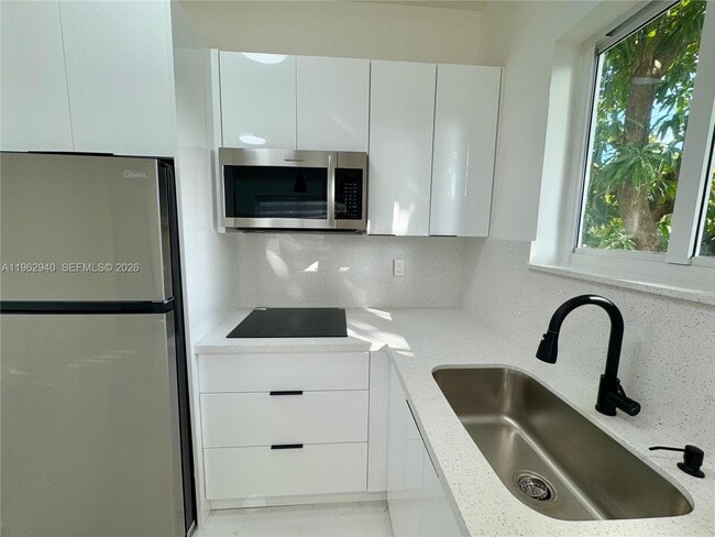 Foto del edificio - 421 NW 13th Ave