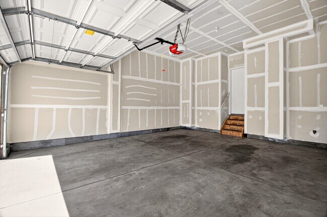 OVERSIZED TWO CAR GARAGE - 5950 Tympany Pt