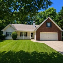 Building Photo - 253 Pebble Creek Dr