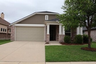 Building Photo - 1700 Zebra Finch Dr