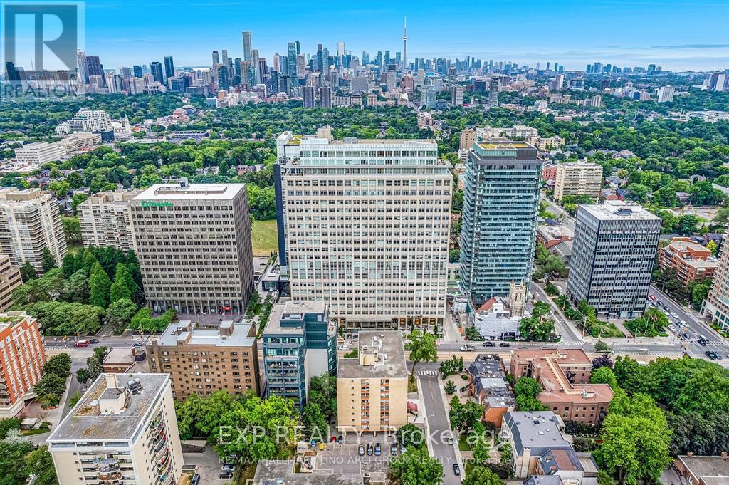 Primary Photo - 405-111 ST CLAIR Ave