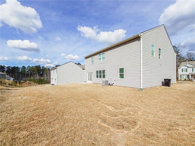 Building Photo - 303 Deer Run Dr