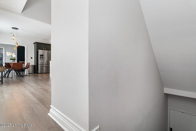 Building Photo - 10603 Norton Commons Walk