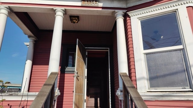 front of house - 3334 Elmwood Ave