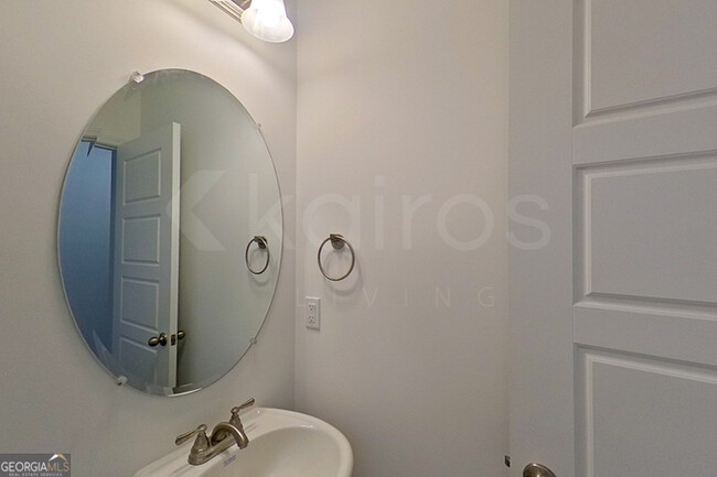 Foto del edificio - 135 English Oak Ln
