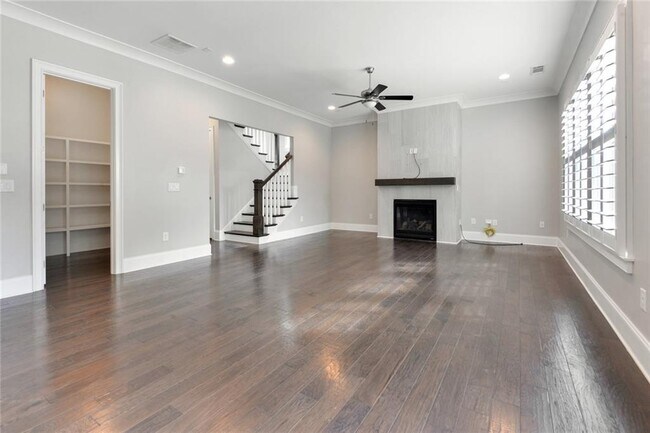 Building Photo - 6486 Canopy Dr