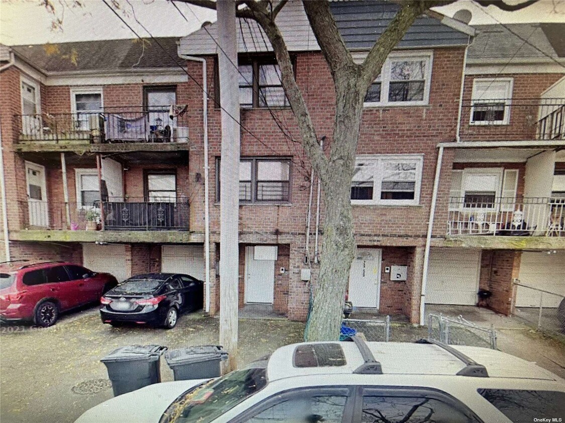 Foto principal - 29-59-59 Falcon Ave