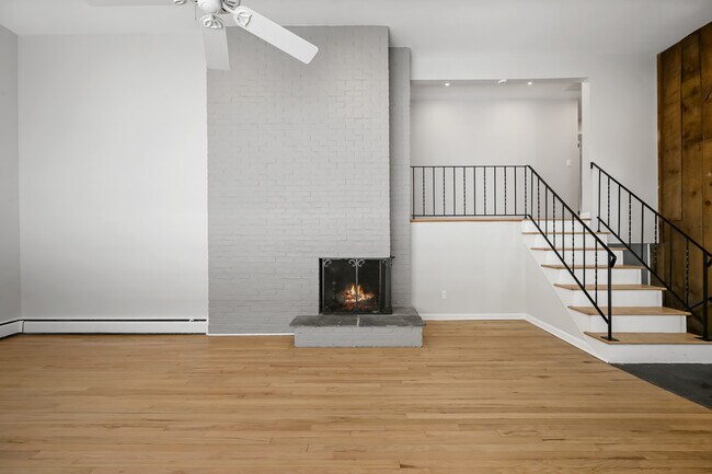 Building Photo - 75 Rivergate Dr