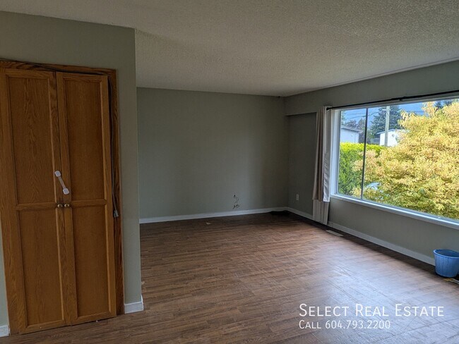 Photo du bâtiment - 46600 Teton Ave
