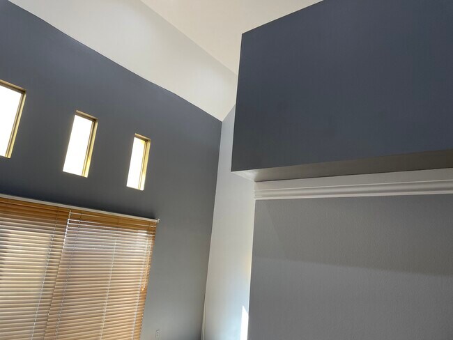 Foto del edificio - 4660 Coldwater Canyon Ave