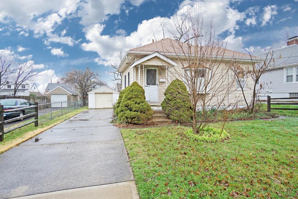 Primary Photo - Charming 2BR / 1 BA O'Leary 2