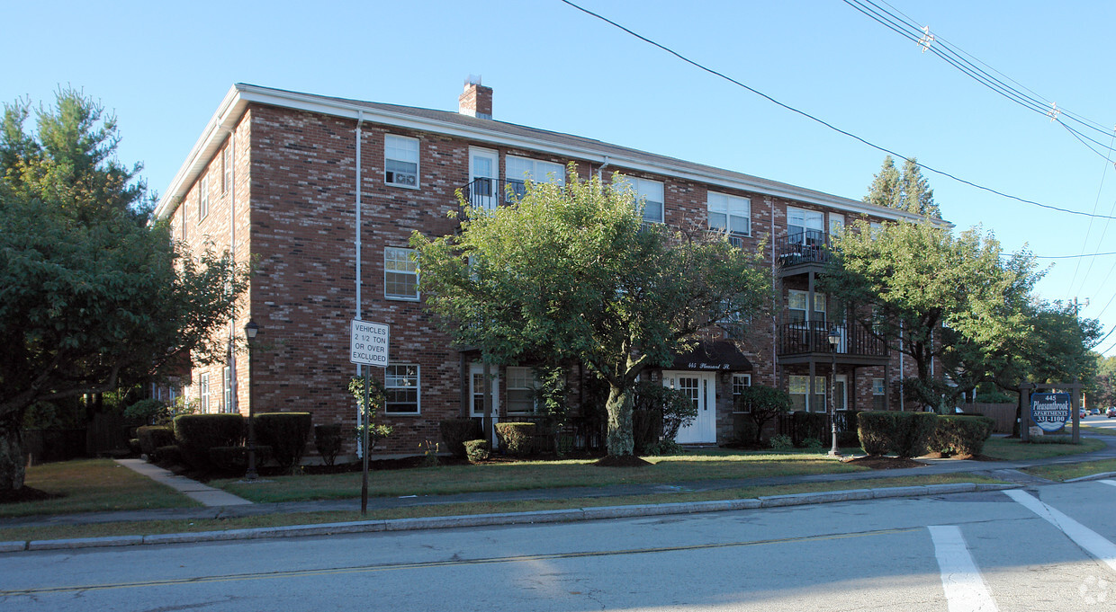 Primary Photo - Pleasant Brook Apartments