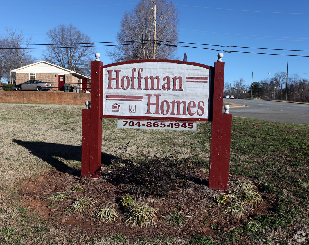 Building Photo - Hoffman Homes