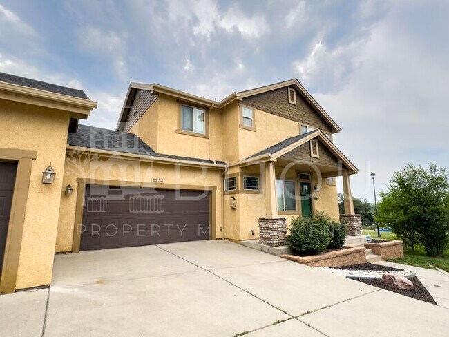 Building Photo - 1234 Chelsea Village Heights