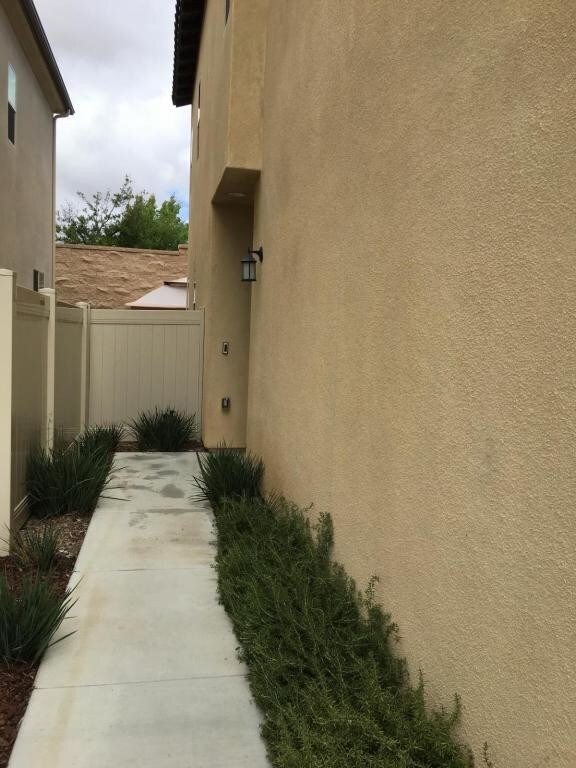 Building Photo - 35477 Marabella Ct.