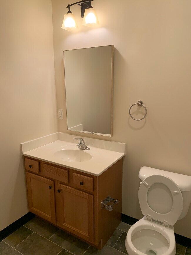 Foto del edificio - 535 E Orange St