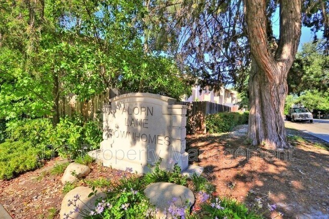 Building Photo - 5818 Alorn Ln