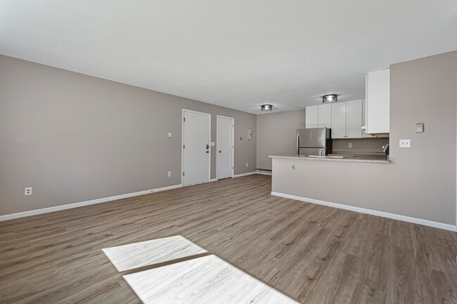 Foto del edificio - 1402 Division St W
