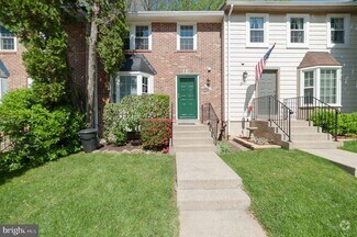 Building Photo - 5725 Walnut Wood Ln