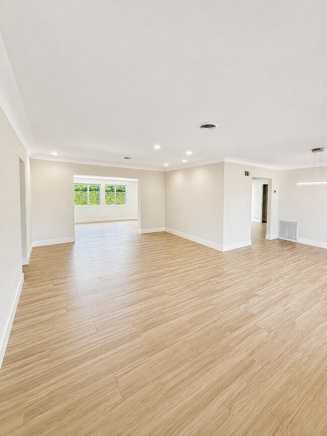 Foto del edificio - 2910 NE 39th Ct