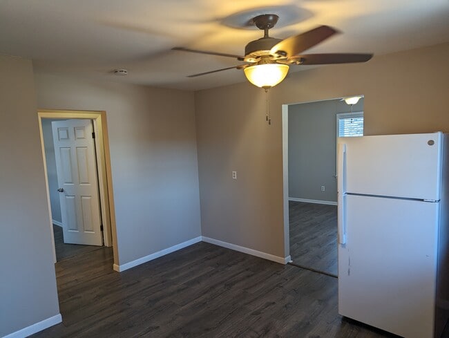 Building Photo - Cozy 2bed 1bath in Waukesha