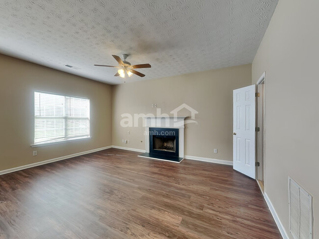 Building Photo - 760 Compton Lane