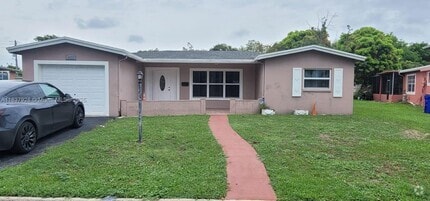 Building Photo - 4373 NW 45th Ave