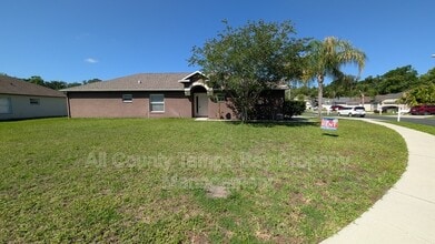 Building Photo - 25820 Crippen Dr