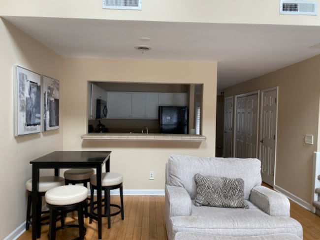 Photo - 6211 Wrightsville Ave Townhome