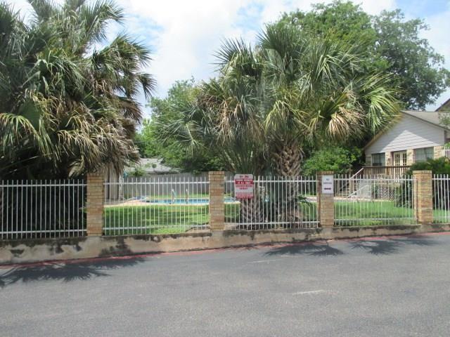 Foto del edificio - 7800 Northcrest Blvd