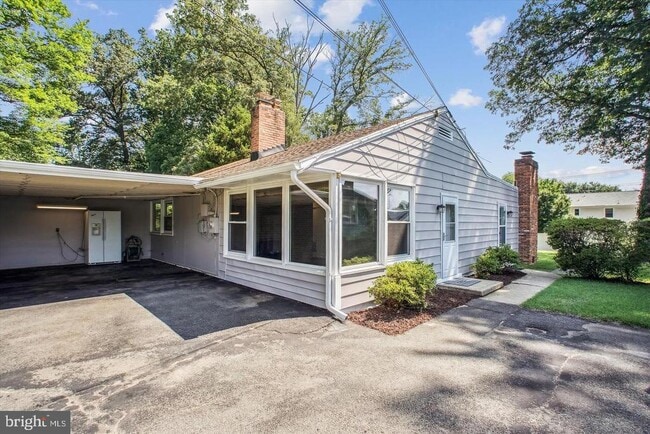 Building Photo - 3135 Manor Rd