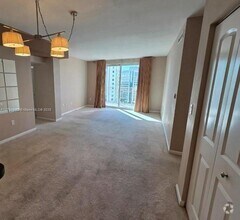Building Photo - 7350 SW 89th St