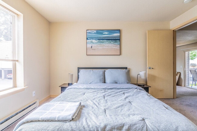 Foto del edificio - 14357 Linden Ave N