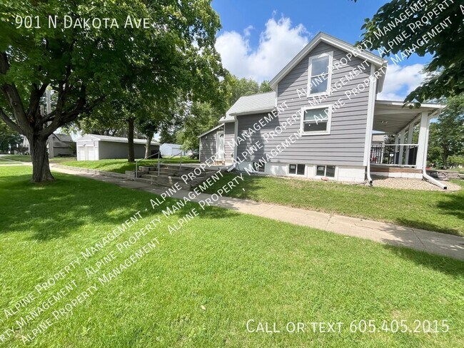 Foto del edificio - 901 N Dakota Ave