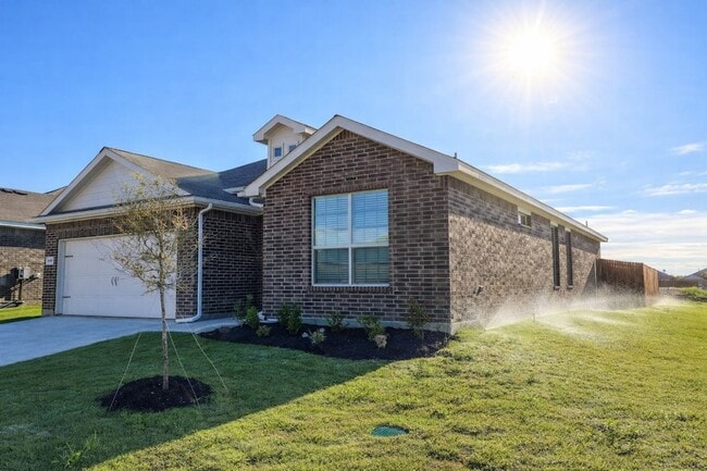 Building Photo - 5400 Gold Pond Dr